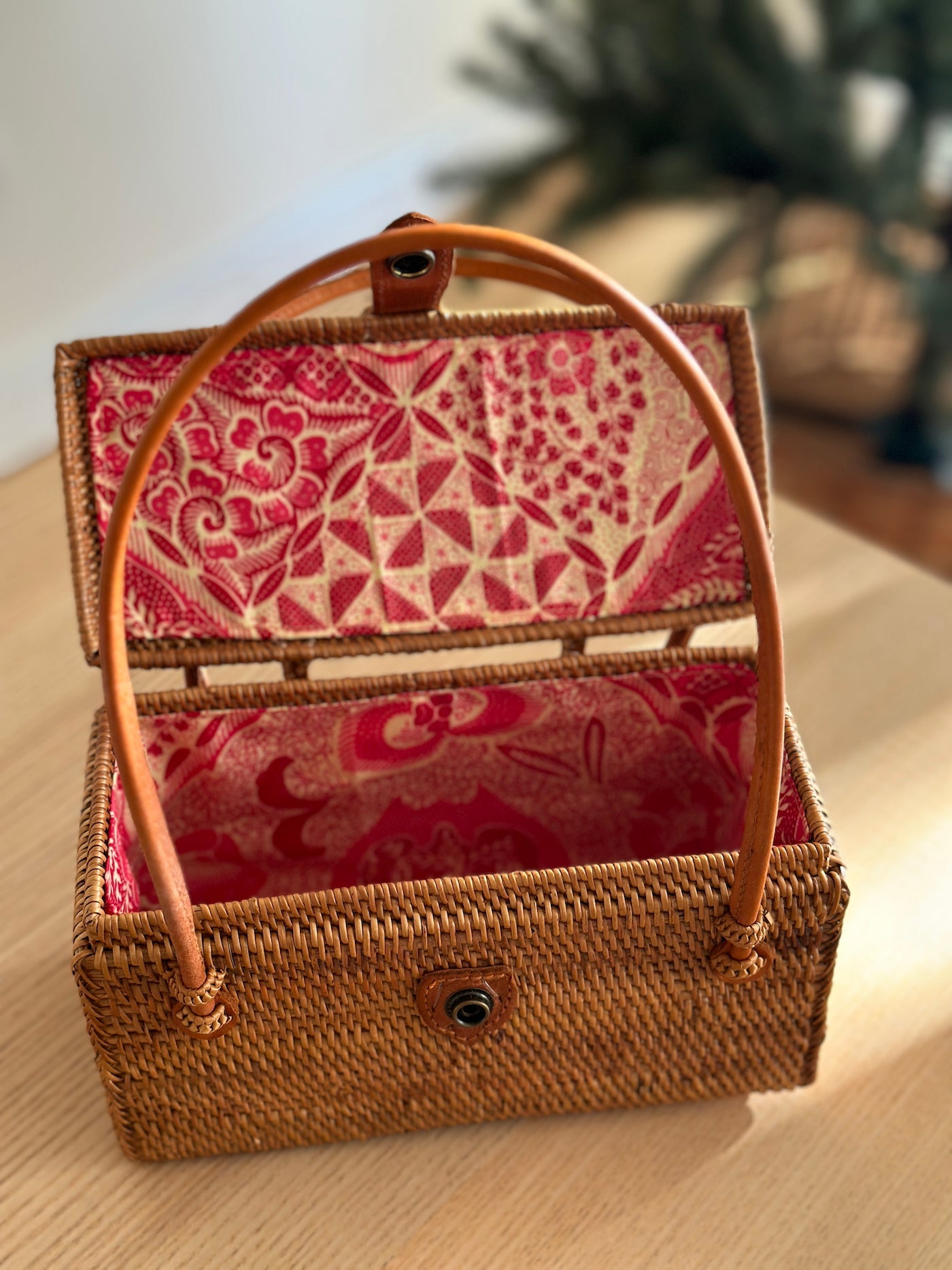 Bali Rattan Handbag - Square
