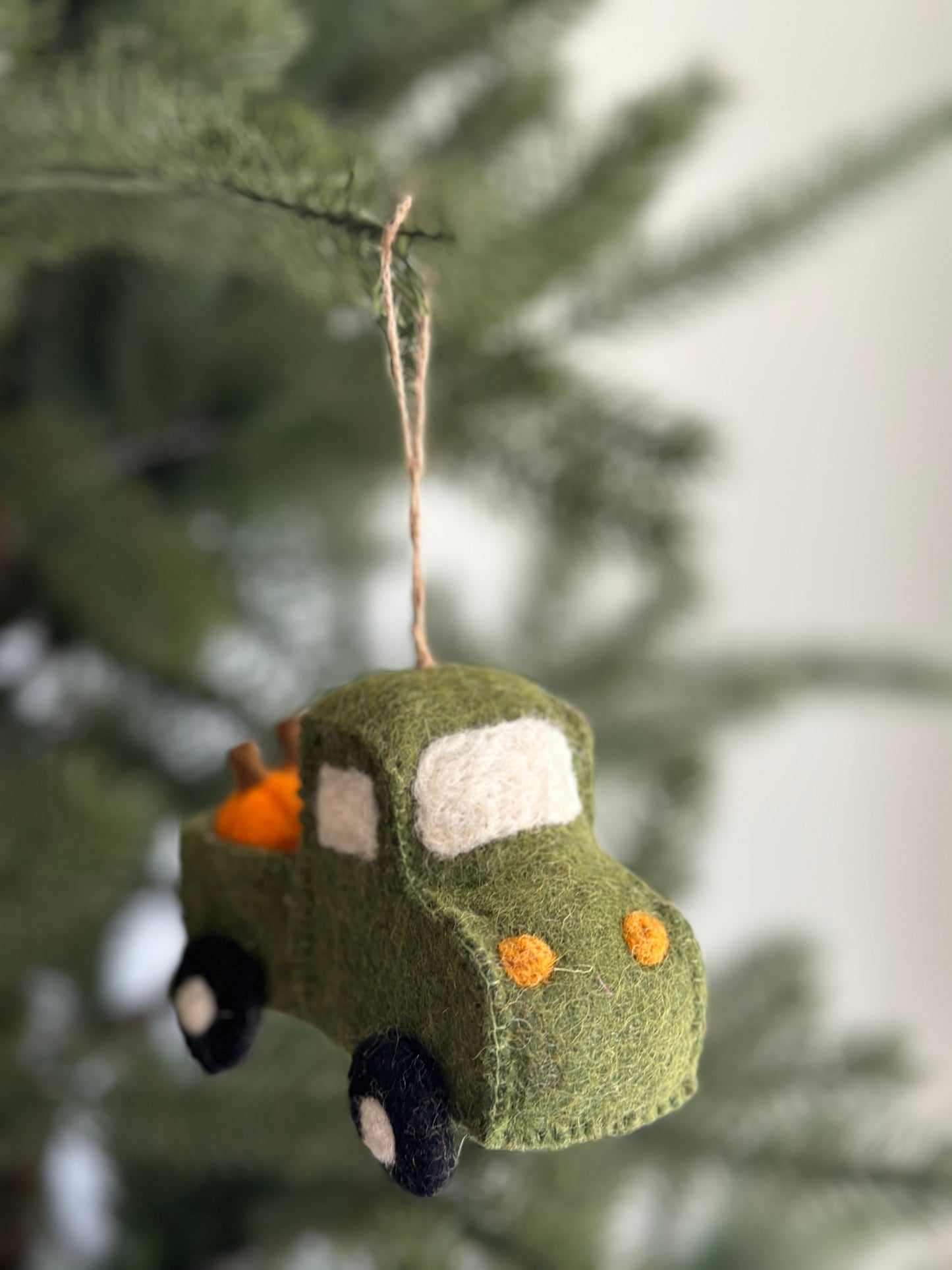 Felt Pickup Truck with Pumpkins Ornament