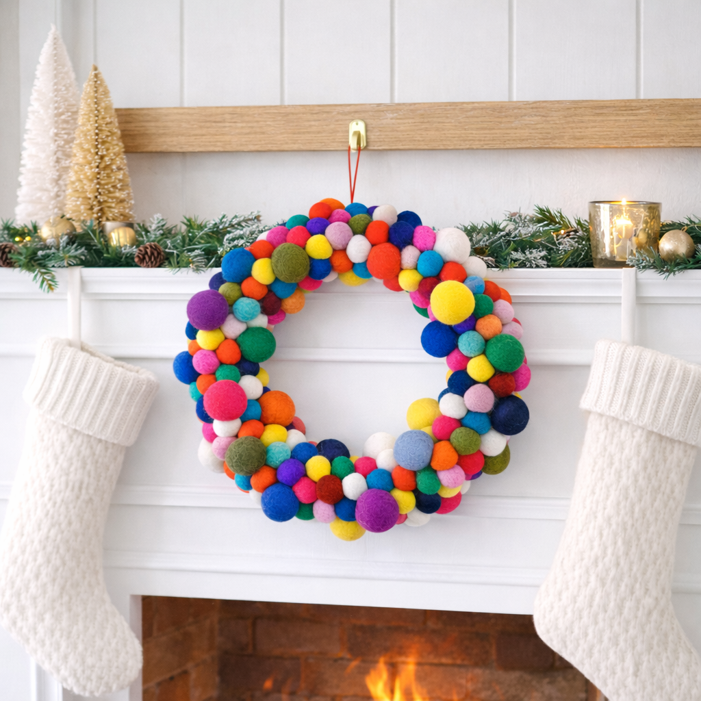 Felt Christmas Wreath - Pompom Bubbles / Rainbow