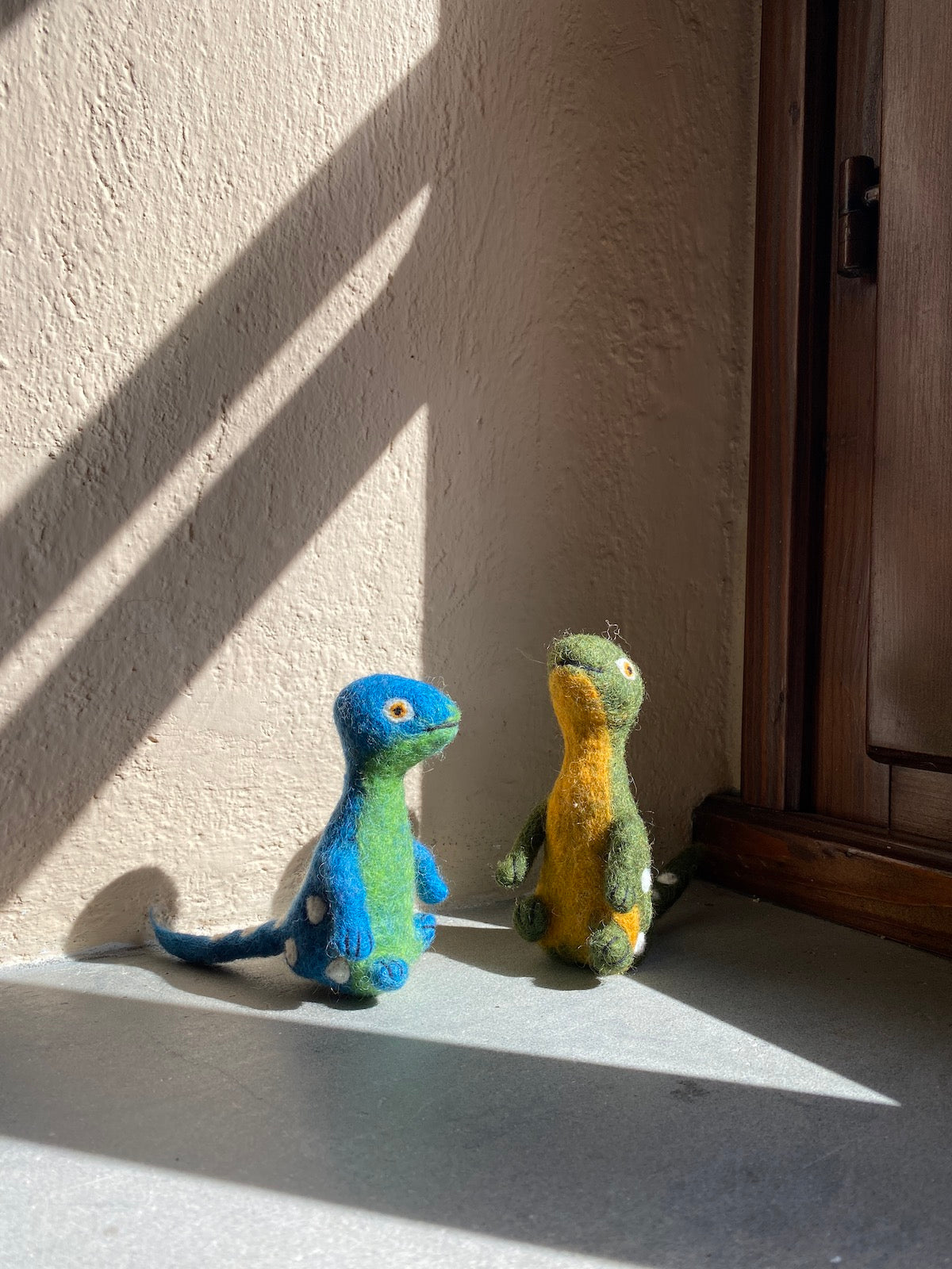 Felt Finger Puppets Set of 6 - Dino Brothers