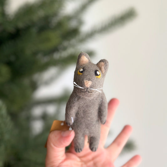 Felt Cat Finger Puppet - British Shorthair Gray Cat Finger Puppet
