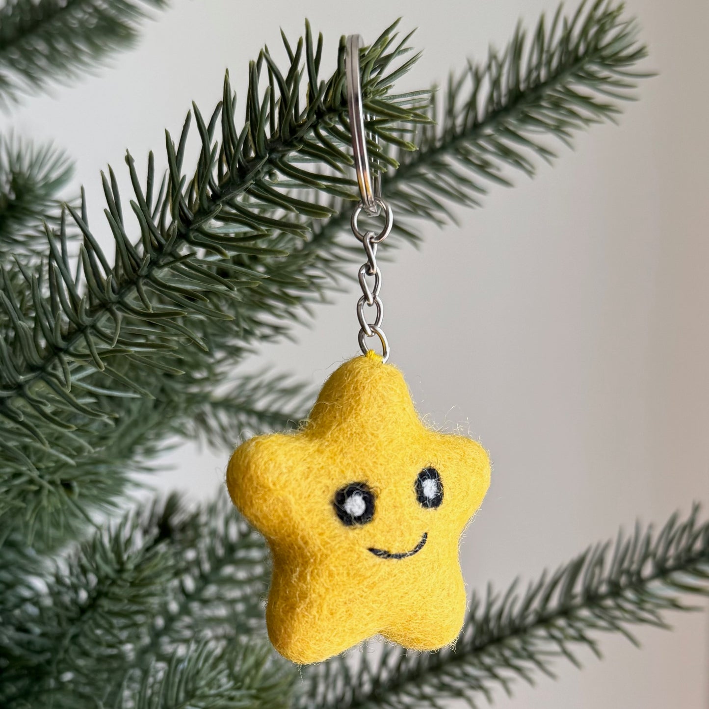 Felt Smiley Star Keychain
