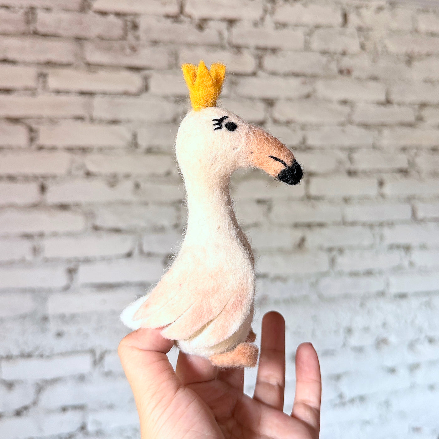 Swan Finger Puppet