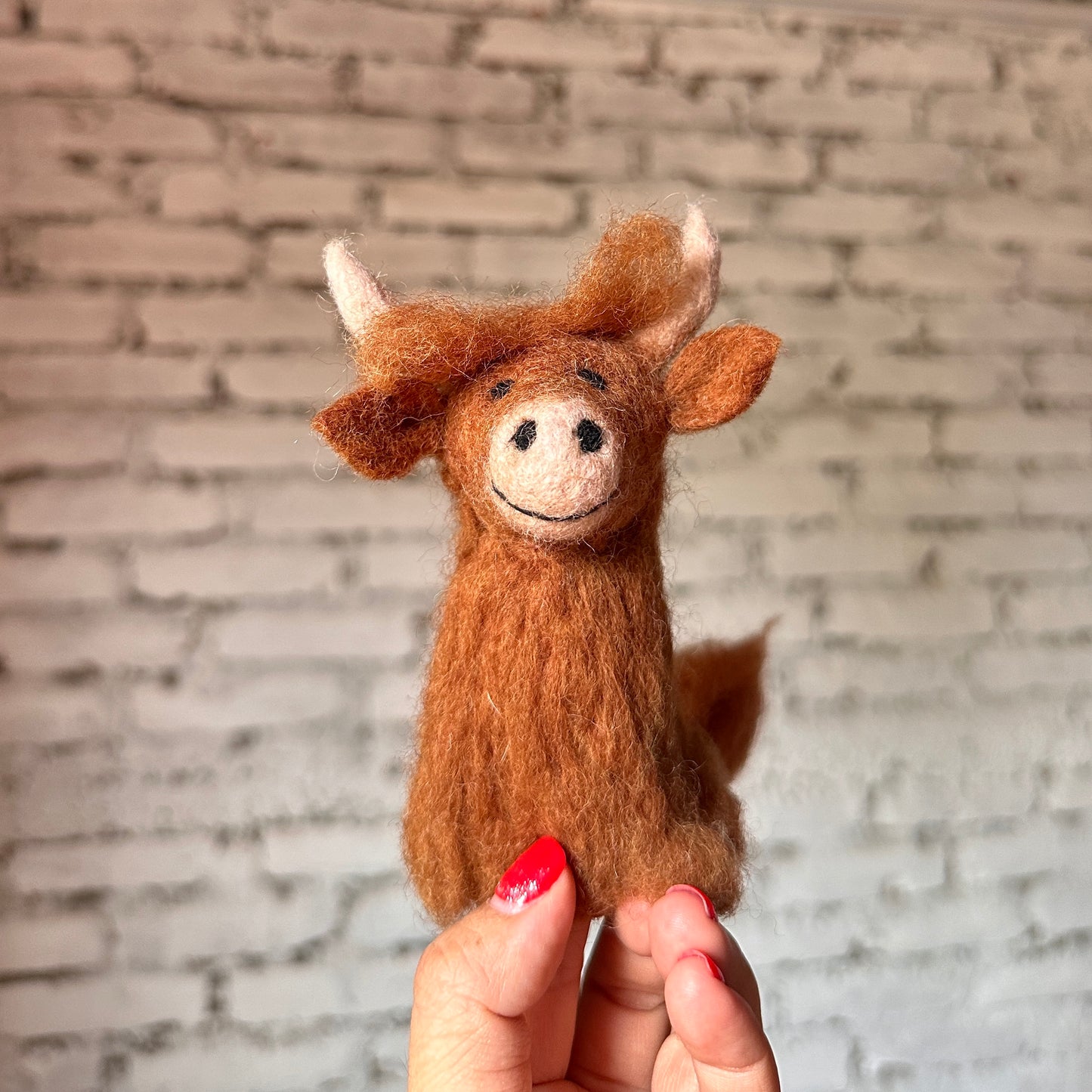 Highland Cow Finger Puppet