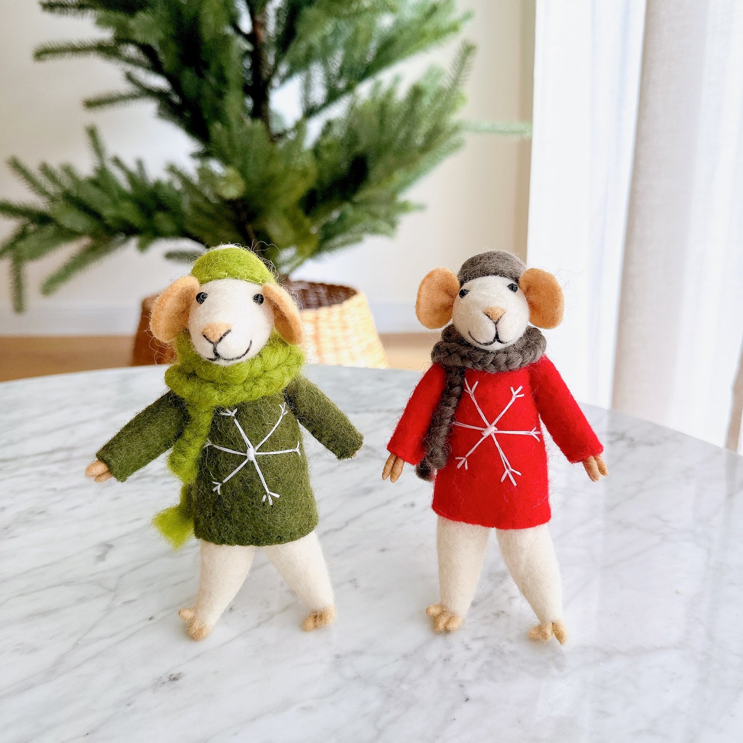 Felt Standing Christmas Mouse