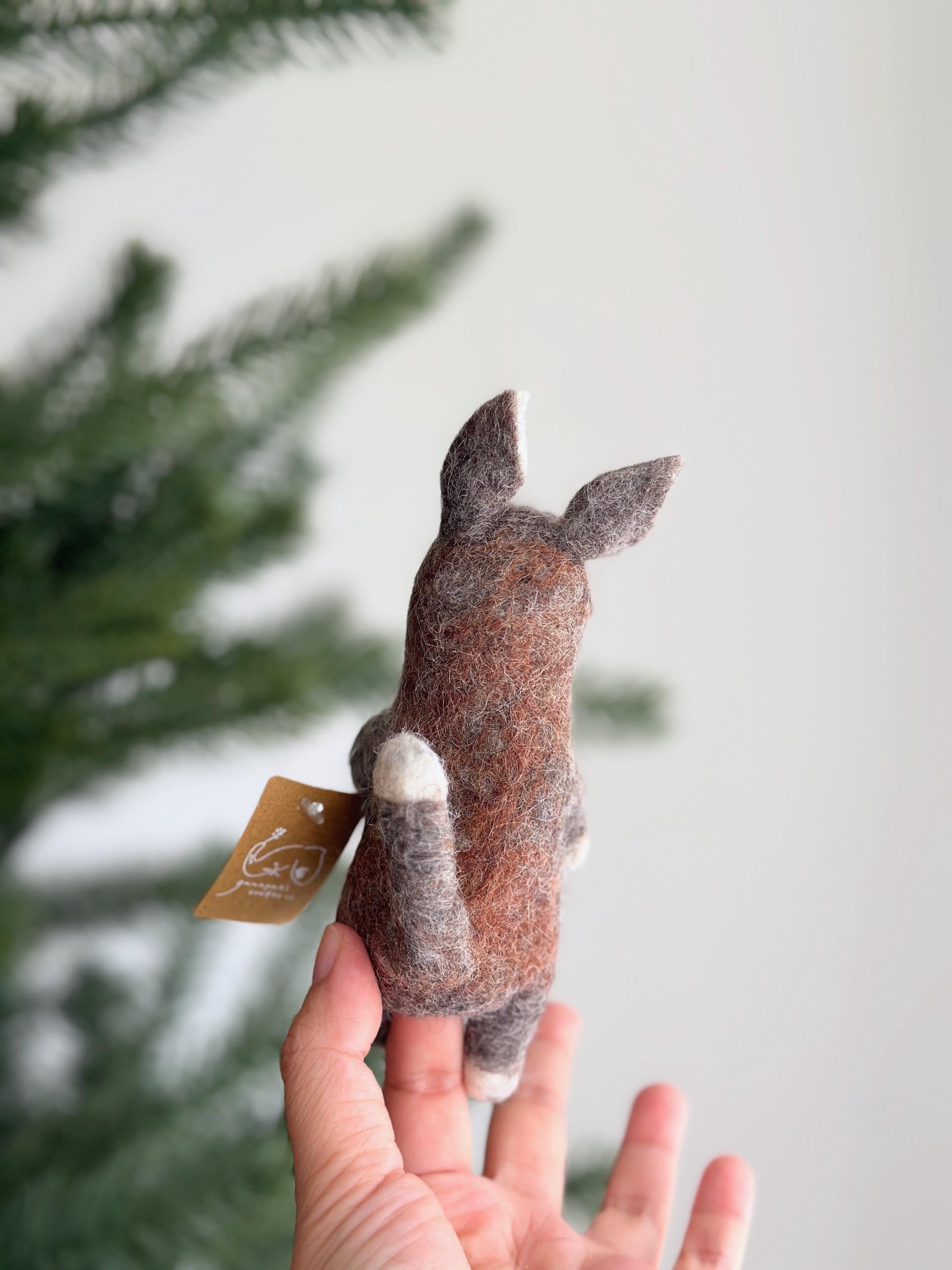 Kangaroo Finger Puppet, Needle Felted Finger Puppet, Waldorf Toy, Speech Therapy Aid, Pretend Play, Christmas Stocking Stuffer