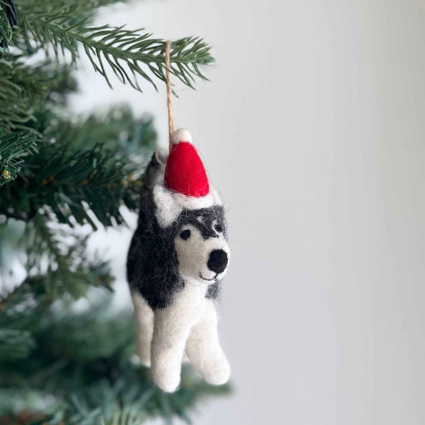 Felt Ornament - Husky with Christmas Hat