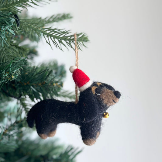 Felt Ornament - Dachshund Dog with Christmas Hat