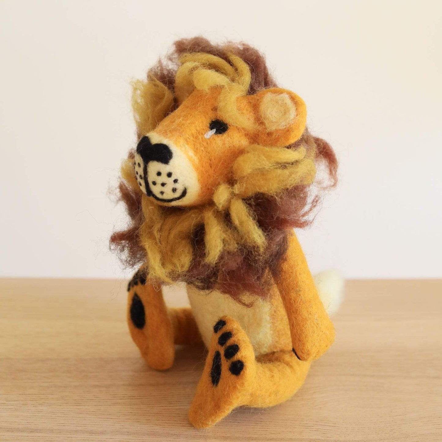 Felt Sitting Lion