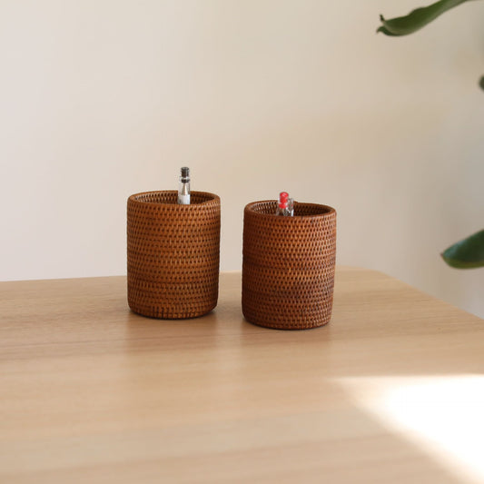 Bali Rattan Round Pen Holder